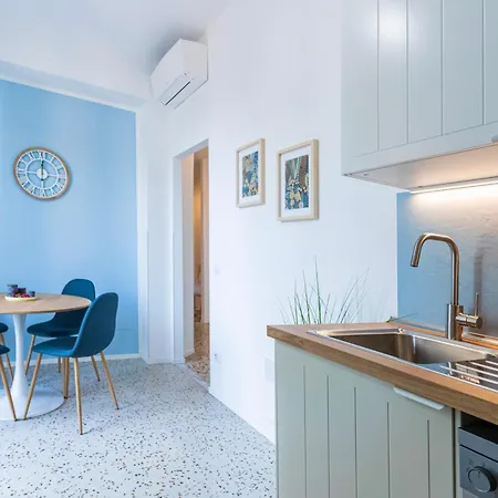 Flora Cozy Flat Close To Metro *